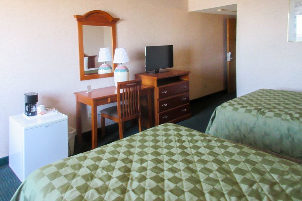 San Bernandino Inn & Suites San Bernardino Buitenkant foto