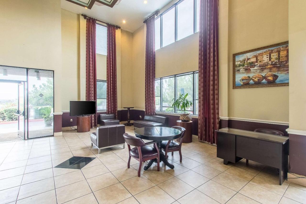 San Bernandino Inn & Suites San Bernardino Buitenkant foto